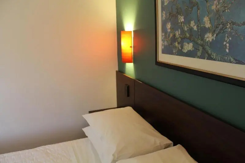 Whale Motor Inn