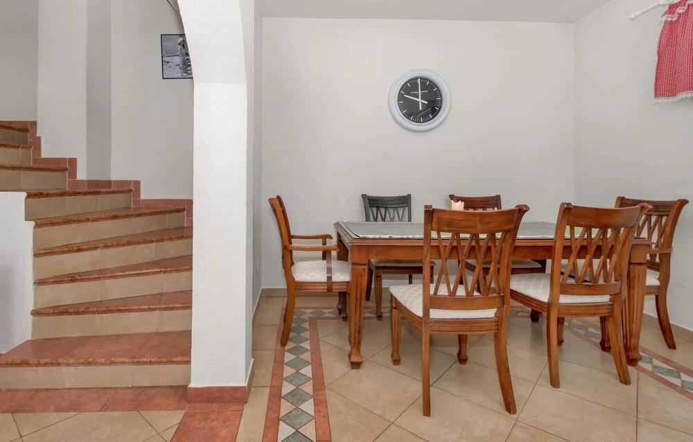 Beautiful Apartment in Dramalj With Wifi and 3 Bedrooms