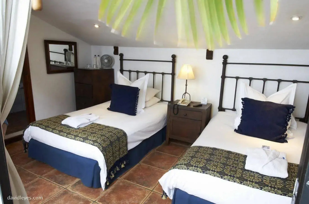 Casa Encantada by Porta Hotels