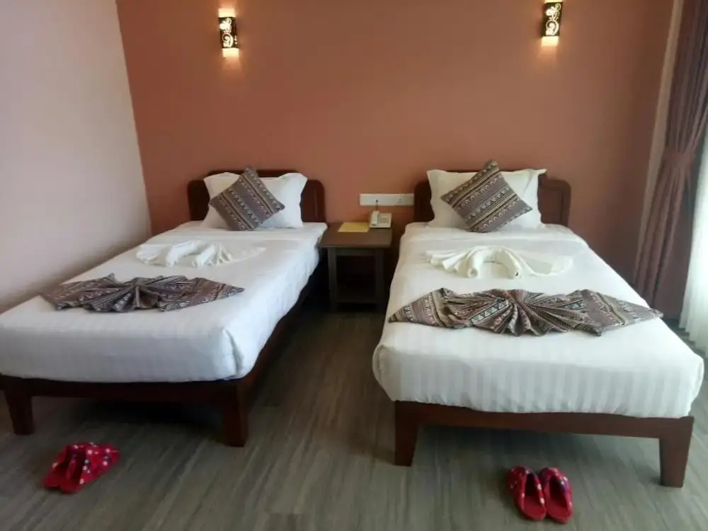 Peach Hotel Inle