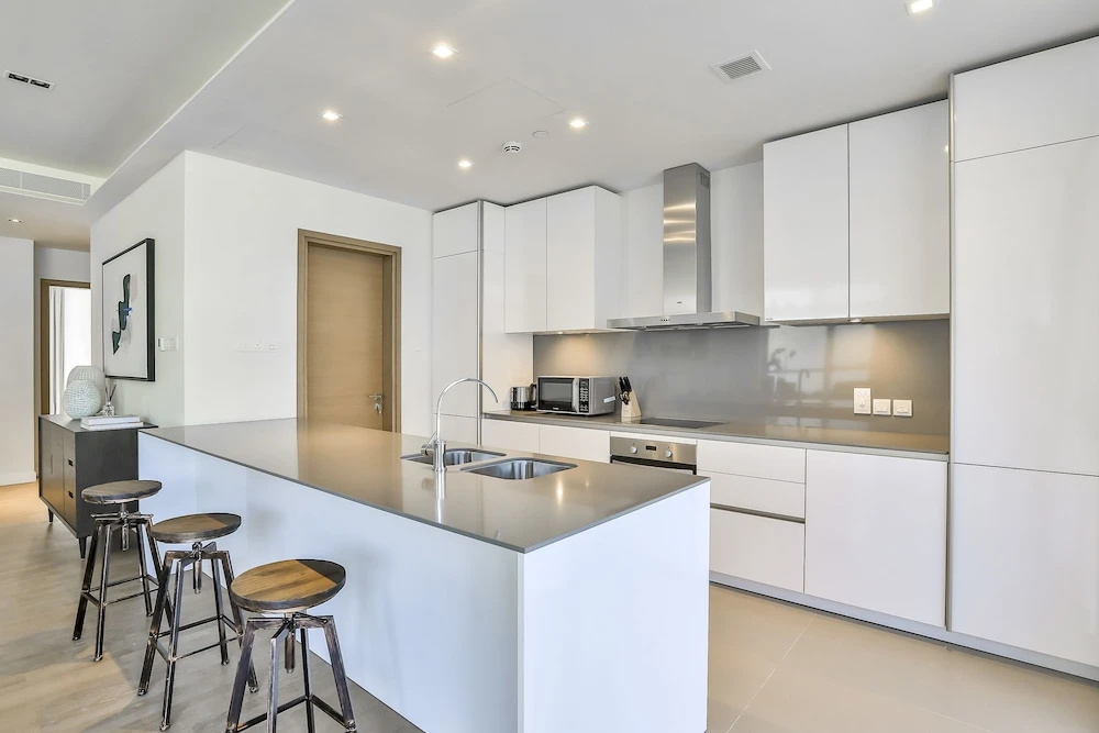 Driven Holiday Homes - City Walk 11A