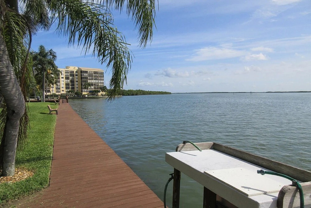 Harbour Pointe #524N by RedAwning