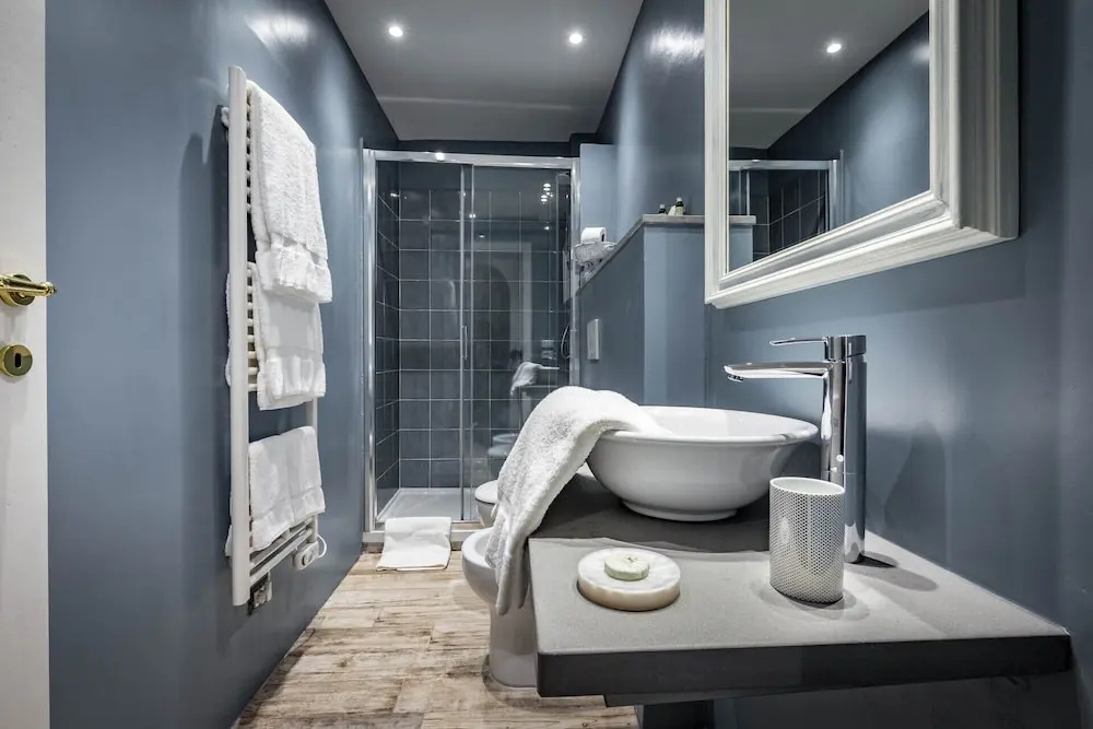 Arno Apartment A by Mmega