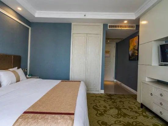 Huatong Hotel