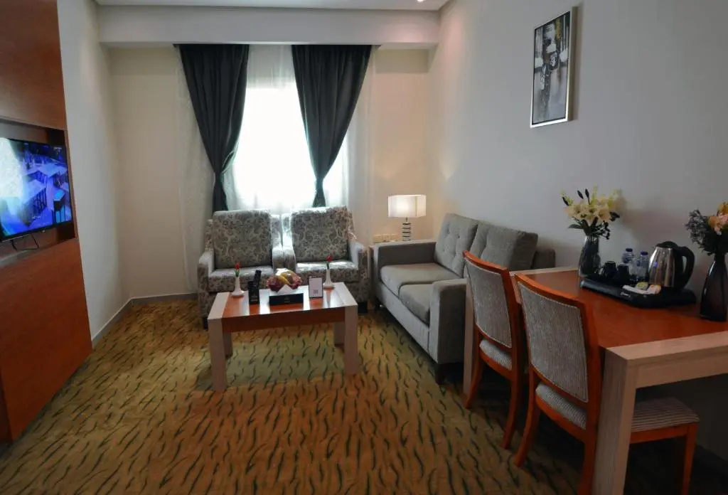 Roof Hotel Apartments