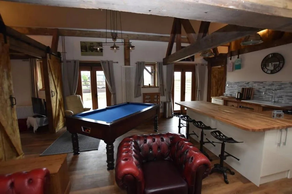 Oak tree stables cottage
