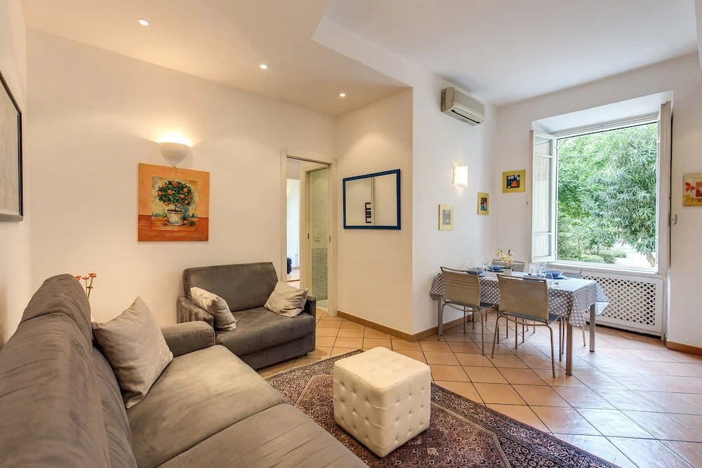 Ripa Apartment