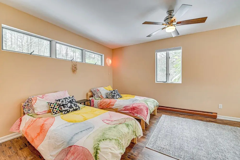 Ski, Hike & Golf: Pet-friendly Windham Retreat