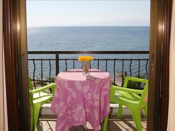 Hotel Akrogiali