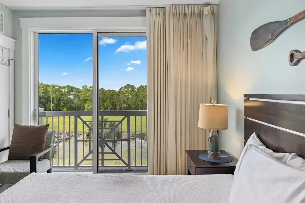 Studio Condo in Luxe Sandestin Resort w/ Balcony, Pool, + Walk to Baytowne Wharf