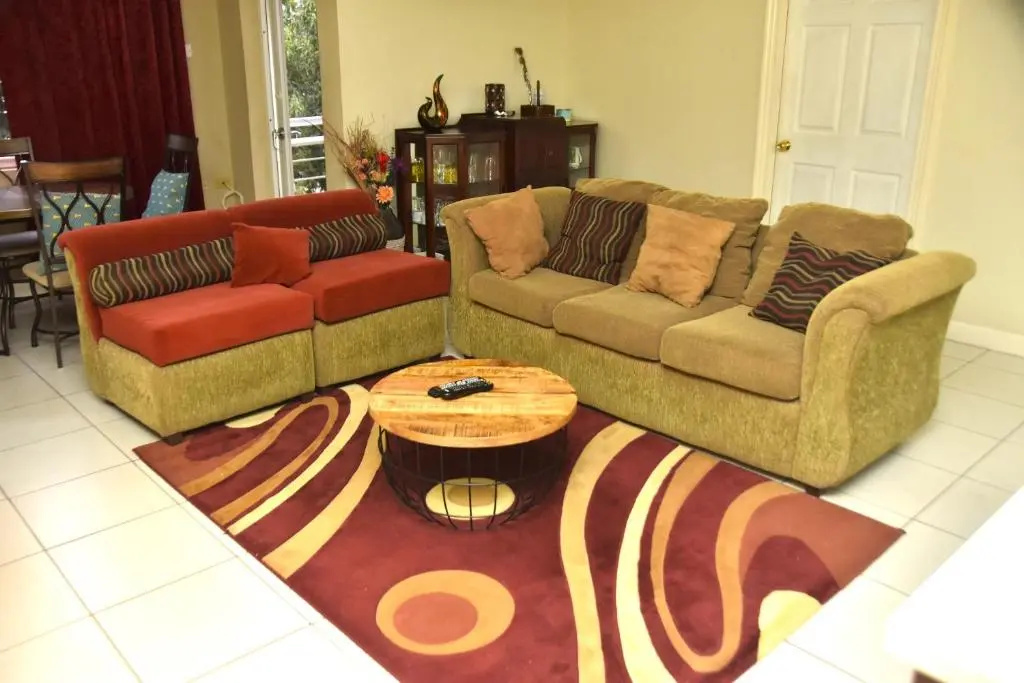 The president room 5 minutes to Devon House 4 Waterloo Avenue Kingston