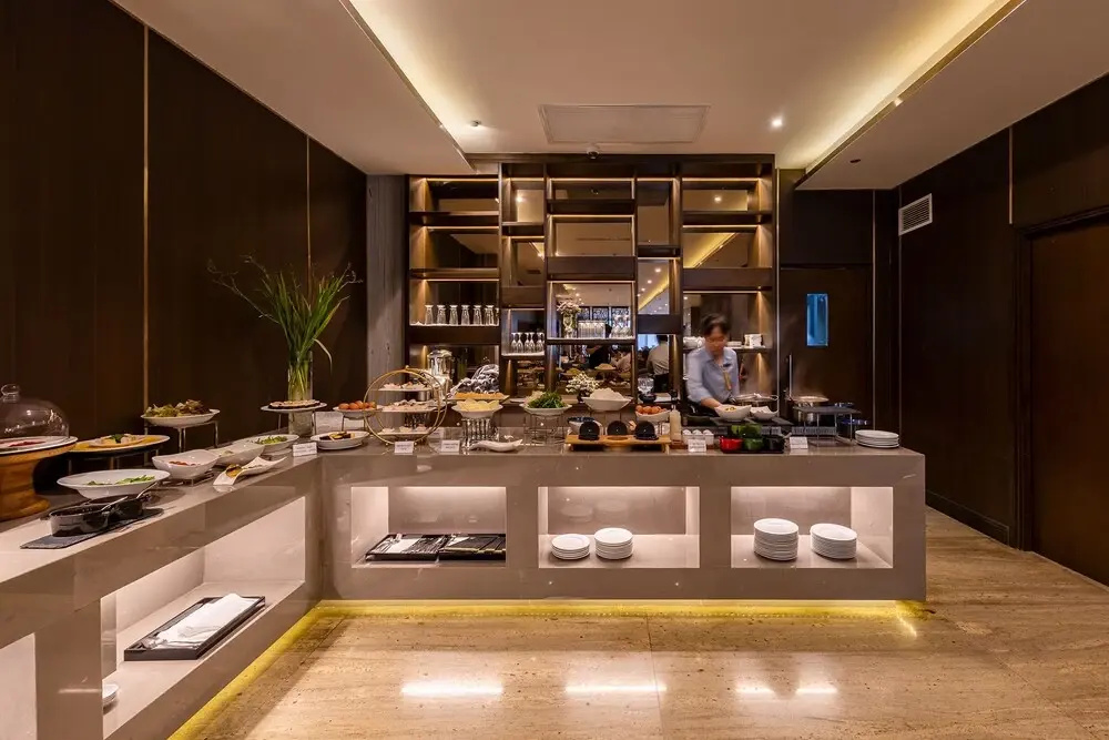 Nhat Ha Lavish Hotel