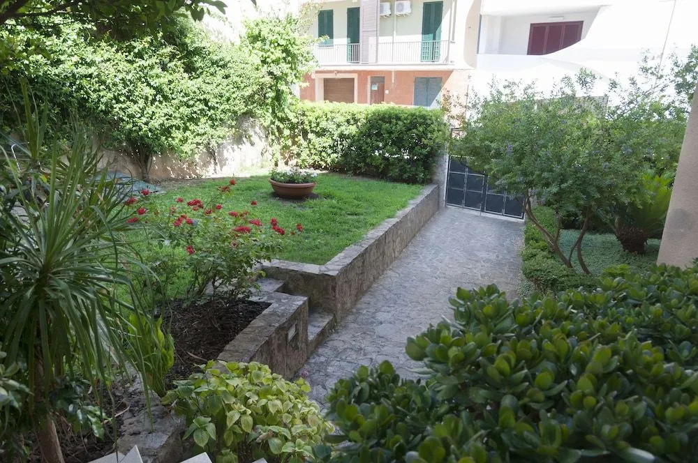 L'Euforbia Bed and Breakfast