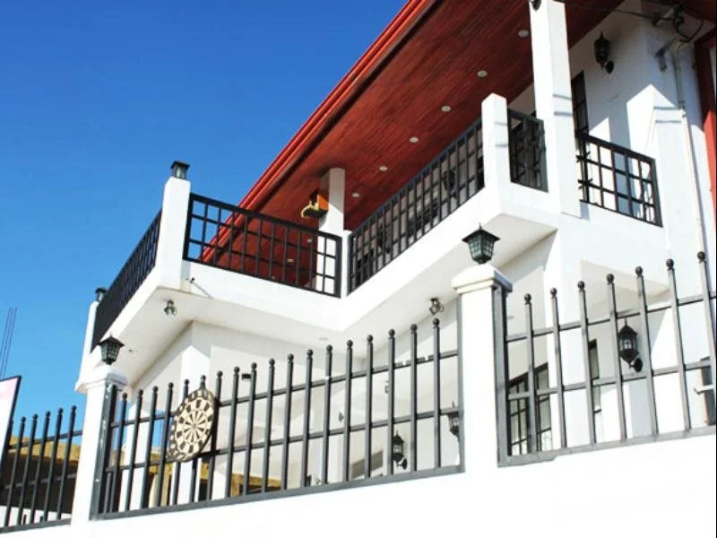 Riseans White Palace