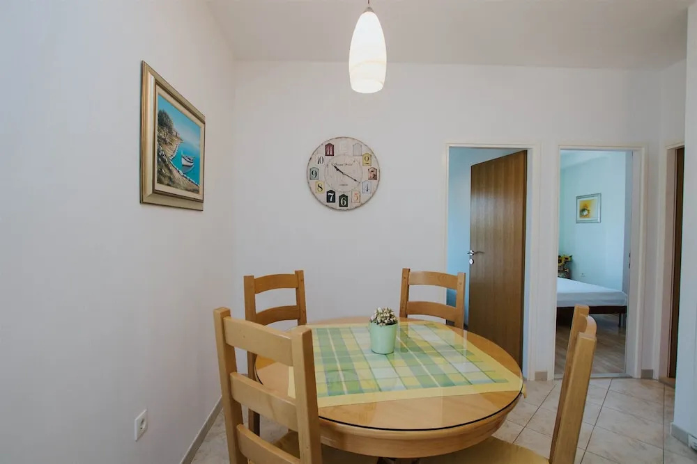 Spacious apt With big Patio,terrace&great sea View