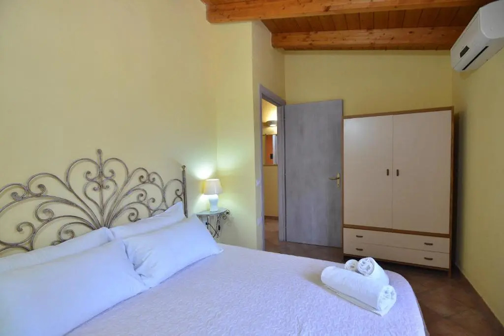 IzzHome Nora Beach