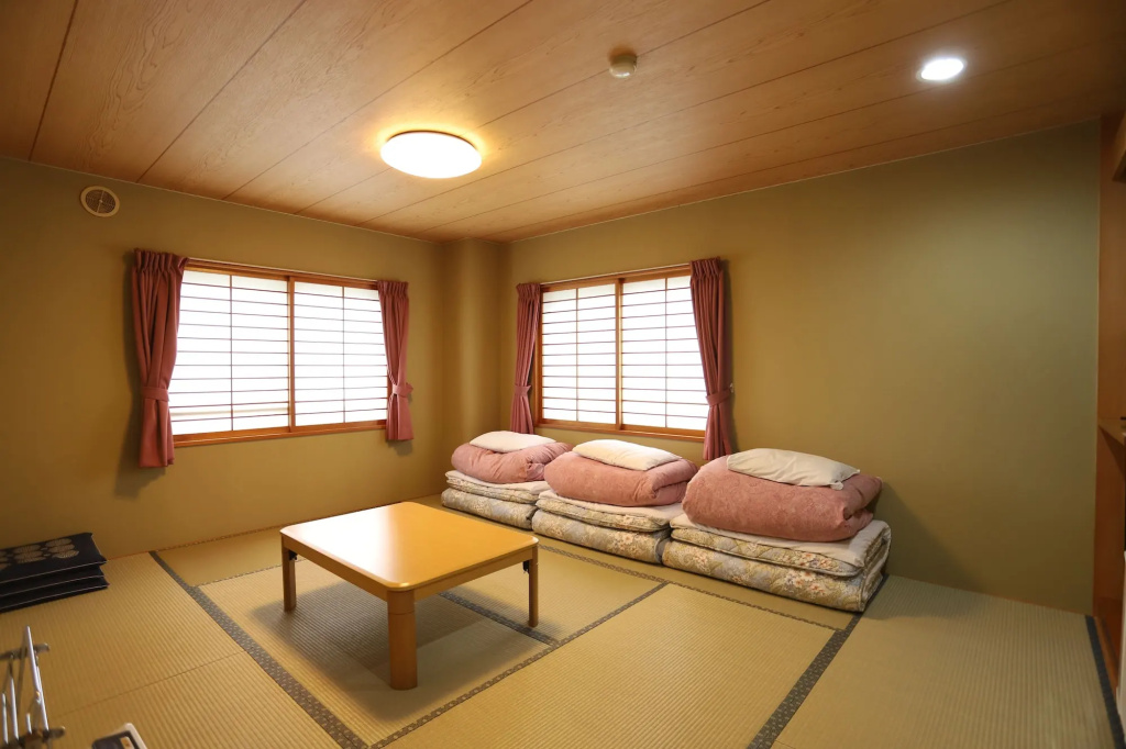 CHALET BURLAP FURANUI