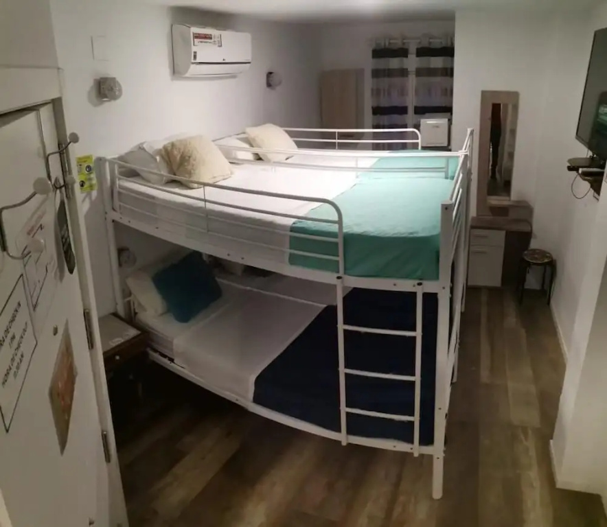 hostal olozaga