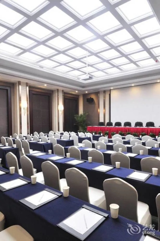 Gaoxiong Hotel