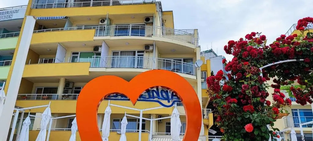 Perla Apartments
