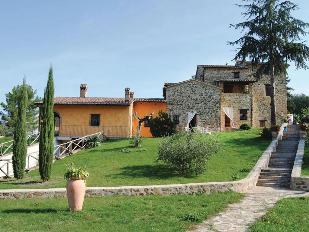 Villa in Montalbano with Scenic Views
