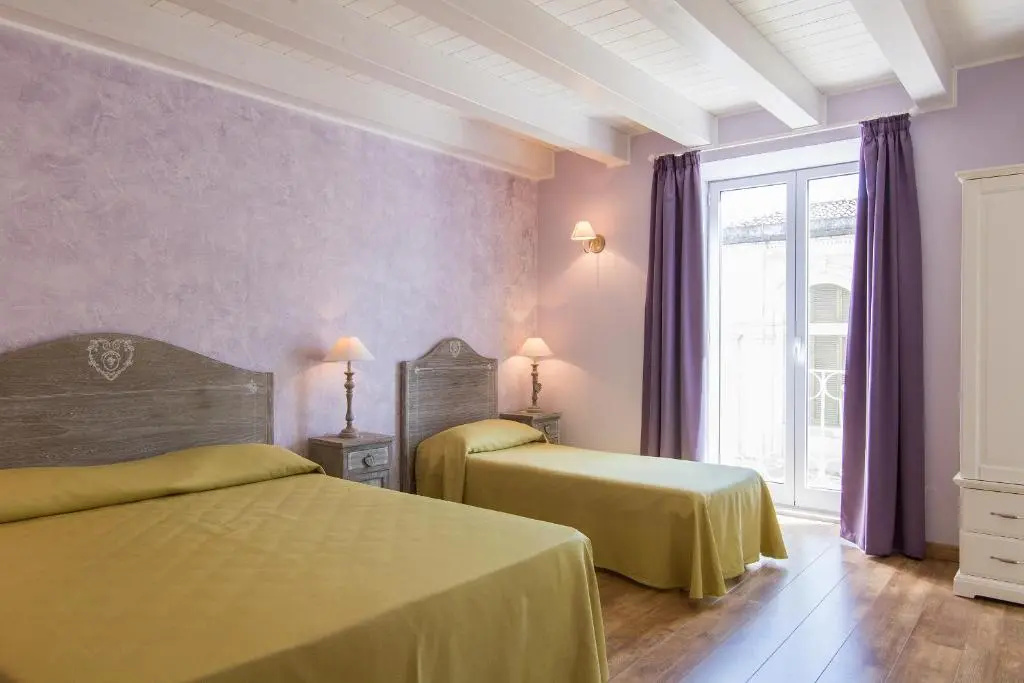 B&B Apollo
