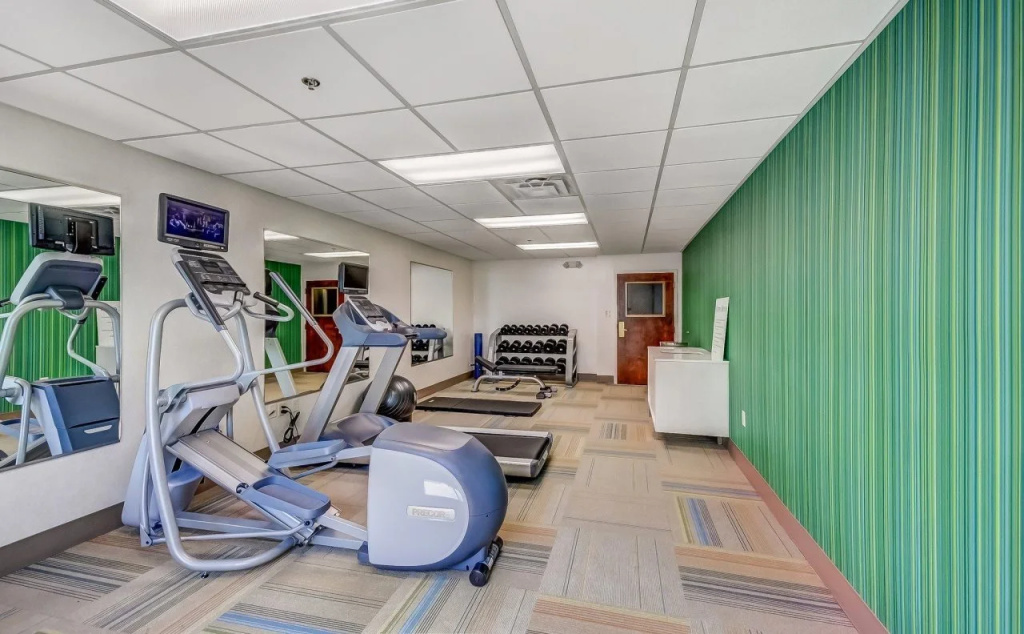 Holiday Inn Express & Suites Greenville Airport i85 by IHG