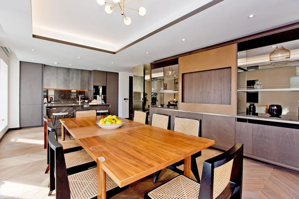 3-bed Deluxe Apt 413