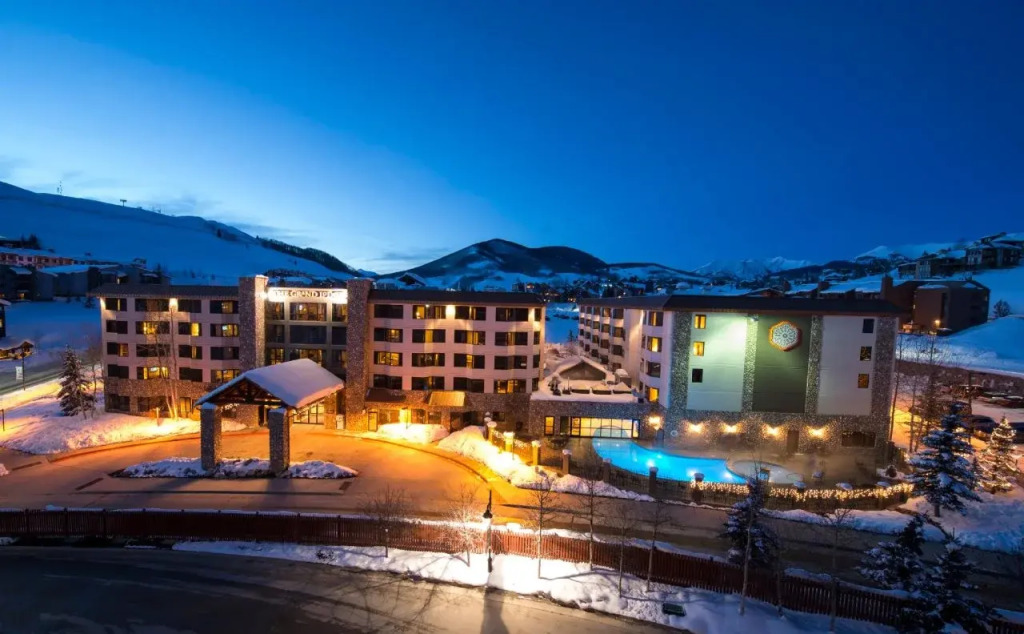Ski-in/ski-out Crested Butte Studio w/ Pool Access
