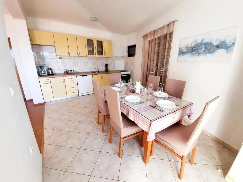 Lovely 3-bedroom apartment with breathtaking view