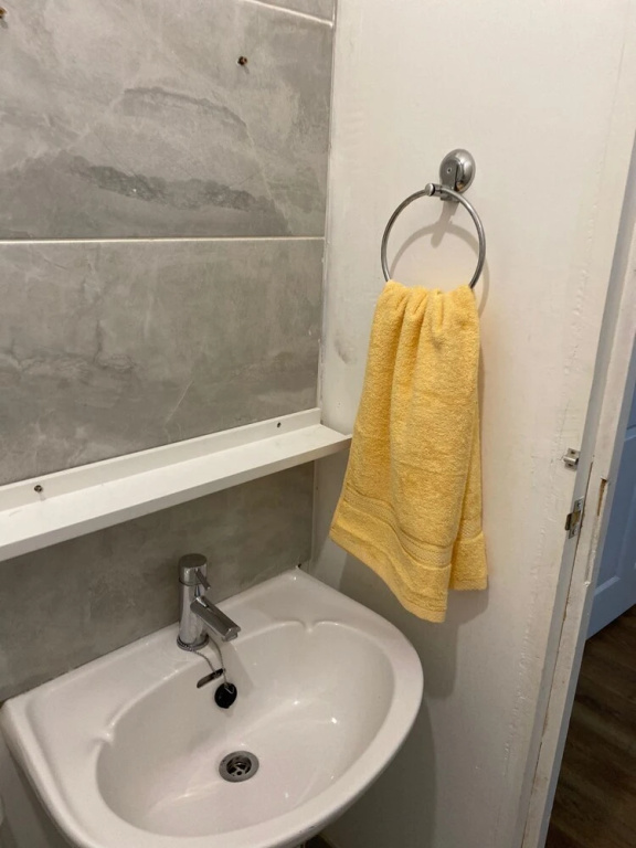 Peaceful Well Equipped Flat Near Central London