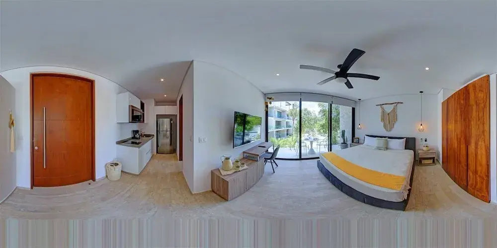 Unwind In An Exquisitely Furnished Studio , PANORAMIC C 202- By Salt - Kisses