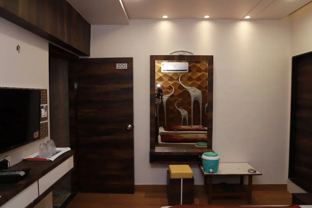 Hotel Darshan Amreli