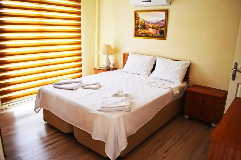 Apartment 3 Bedroom Lake View 3 by Likya Global