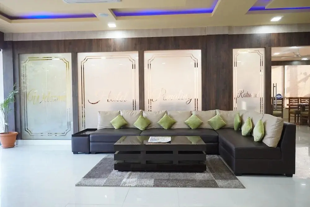 Hotel Pemaling By Treebo