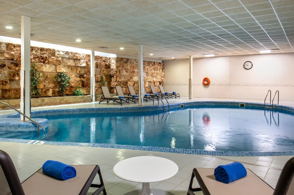 Отель Vibra Beverly Playa
