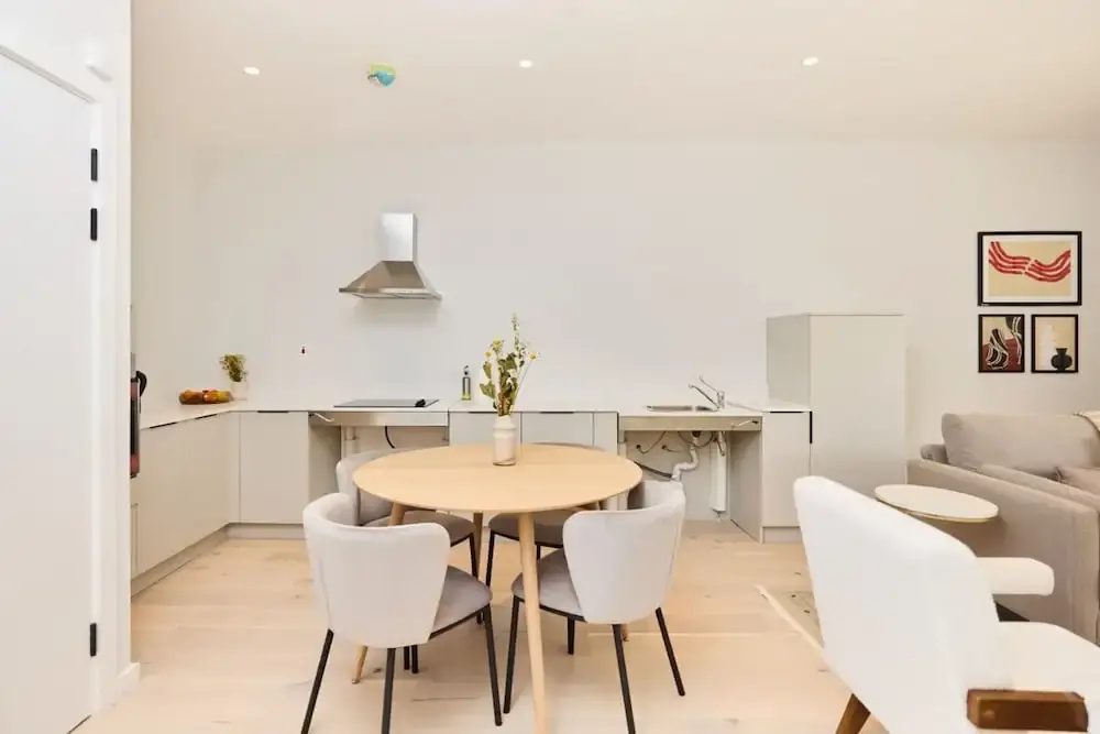 The Brondesbury Hideout - Breathtaking 1bdr Flat With Terrace Parking
