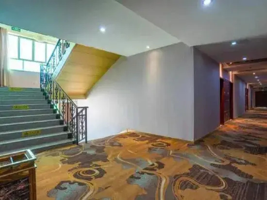 Denon Hotel