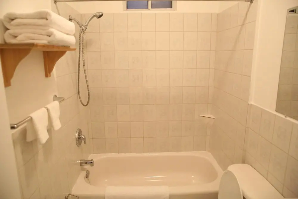 Elegant Suite at 700 Bathurst