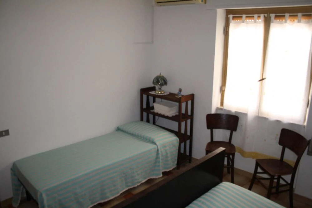 House With 2 Bedrooms in Calasetta, With Enclosed Garden - 500 m From