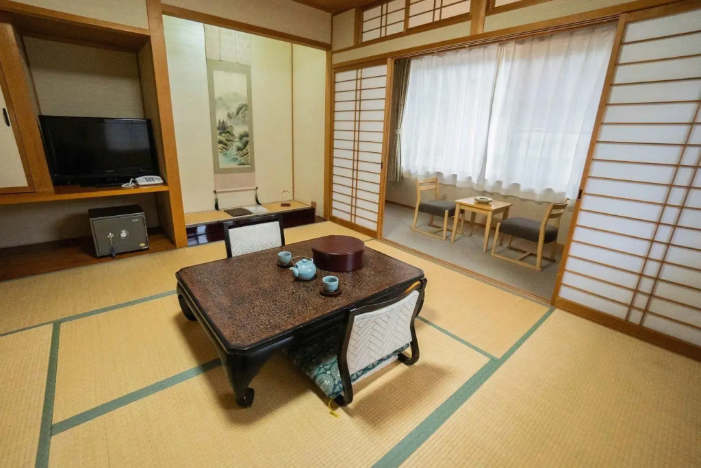 Hiratakan