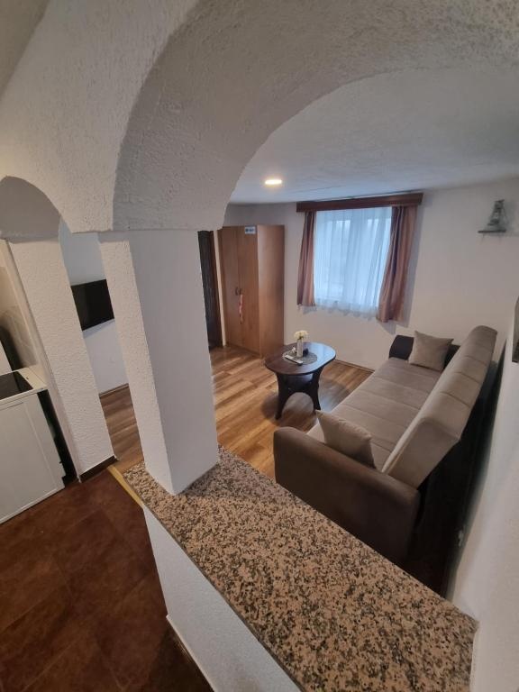 Apartments Luka