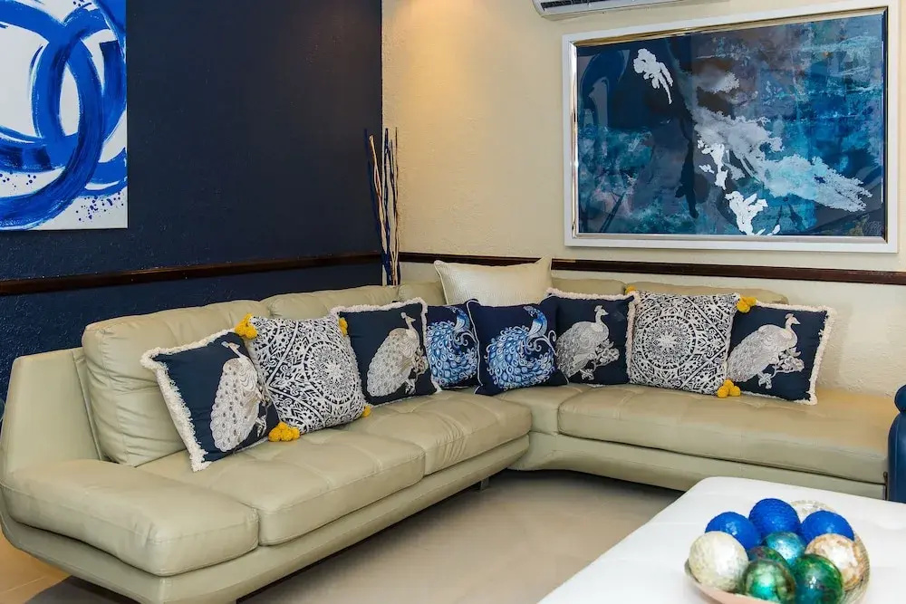 Kingston Luxury Family Retreat