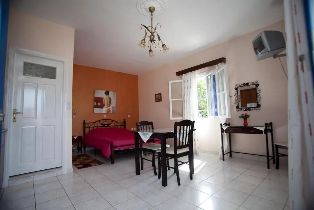 Maria's Studios