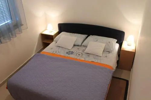 Apartment in Ždrelac with sea view, balcony, air conditioning, Wi-Fi (4561-1)