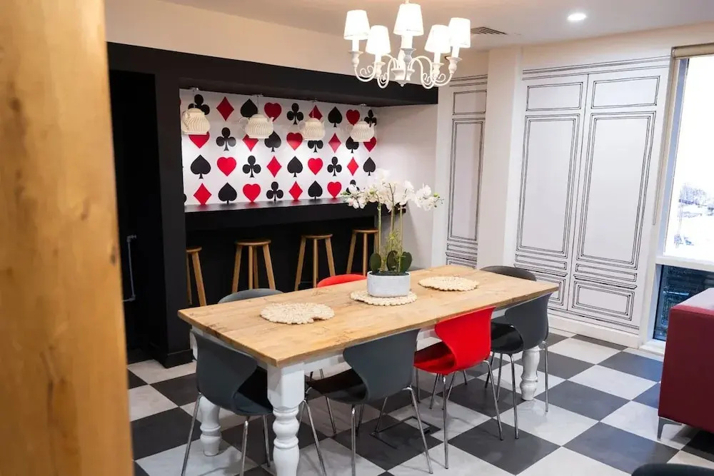 For Student Only Arbury Court in Kingston