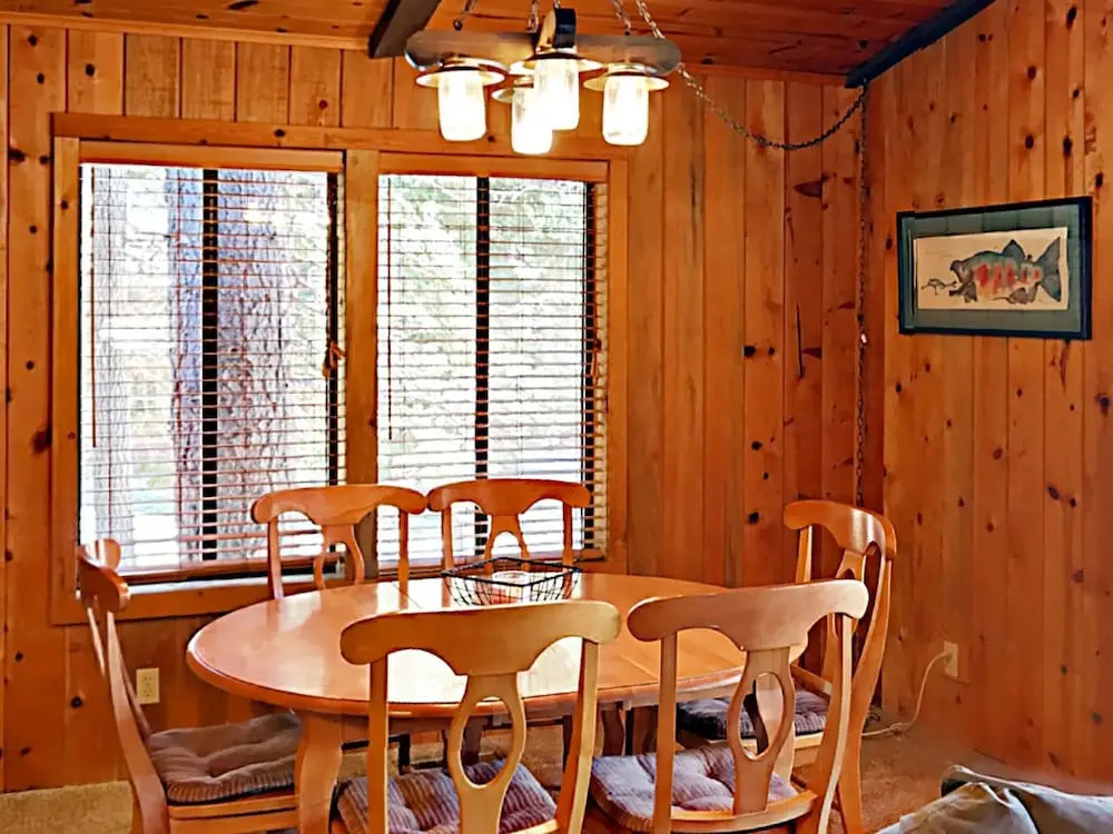 4BR 3BA Tahoe Donner House by RedAwning