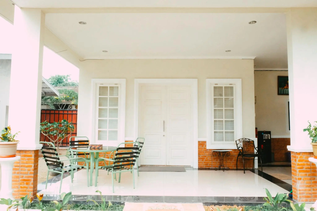 Lavatera Residence