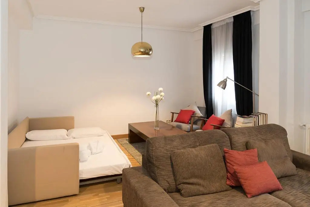 Bonito apartamento cerca de la Plaza Mayor (C/Segovia 10)