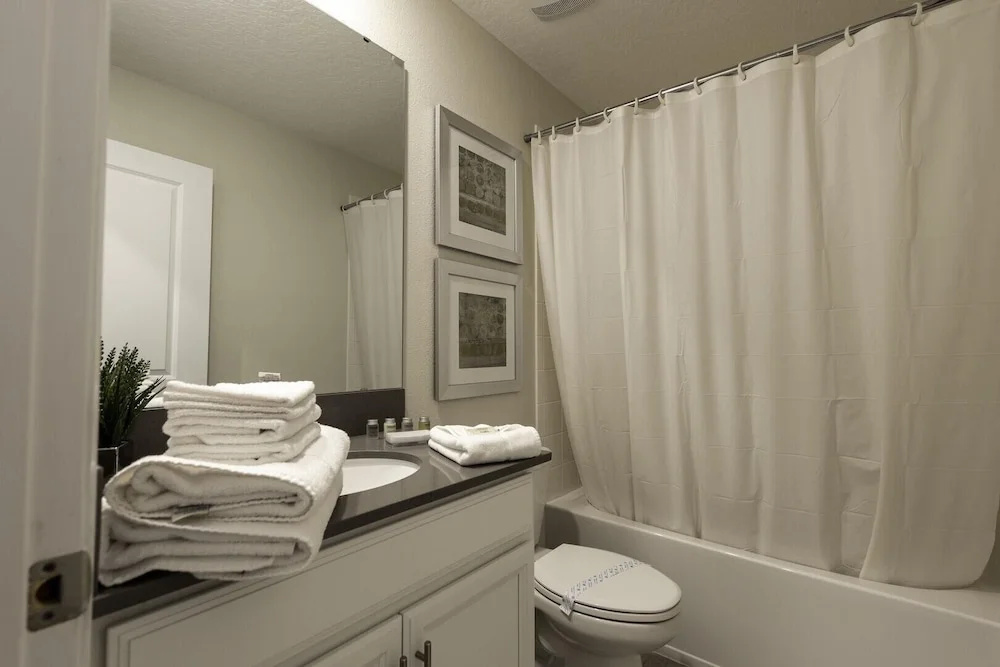 4569tb NON Renting 09/13/2021 -storey Lake